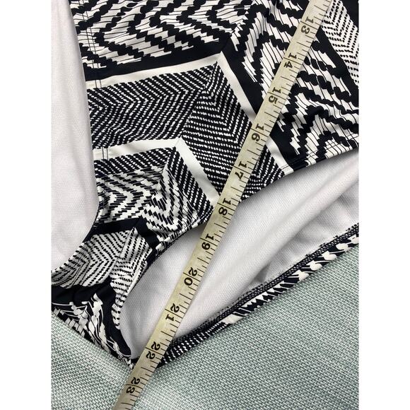 Kenneth Cole New York Womens Black/White Chevron One Piece Swimsuit sz Large L - Picture 7 of 11